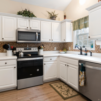 Cost Breakdown: Kitchen Renovation Toronto vs. Kitchen Remodeling Brampton