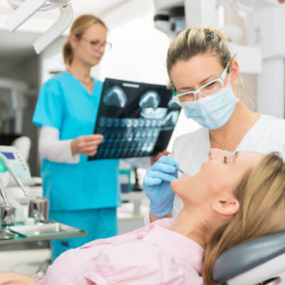 What to Do When You Need a Dentist Near You in a Hurry