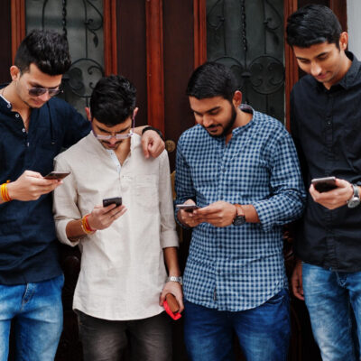 how-quytech-s-app-developers-in-india-stay-ahead-of-tech-trends