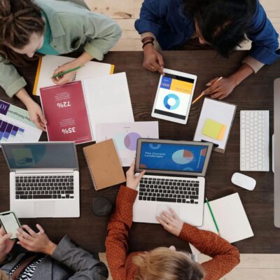 Research & Report Services led by humans are still needed