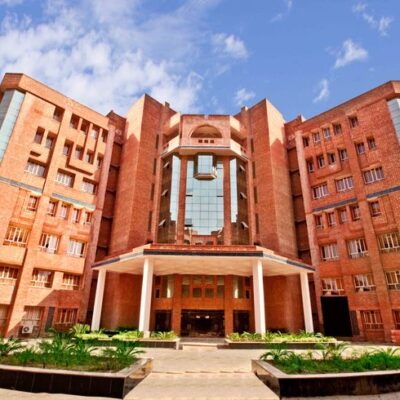 College Hunt Begins, Find the Right One from the Best Law Colleges in Noida