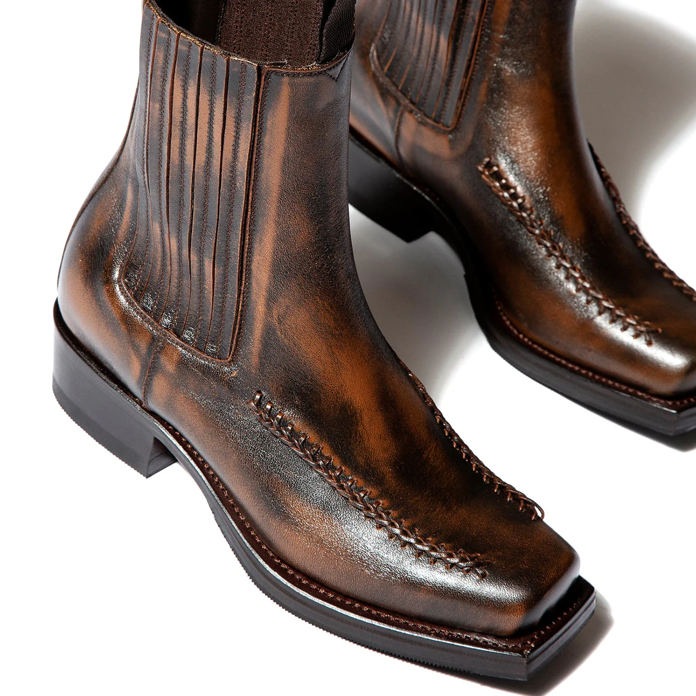 Chelsea Boots: The Timeless Footwear Every Wardrobe Needs