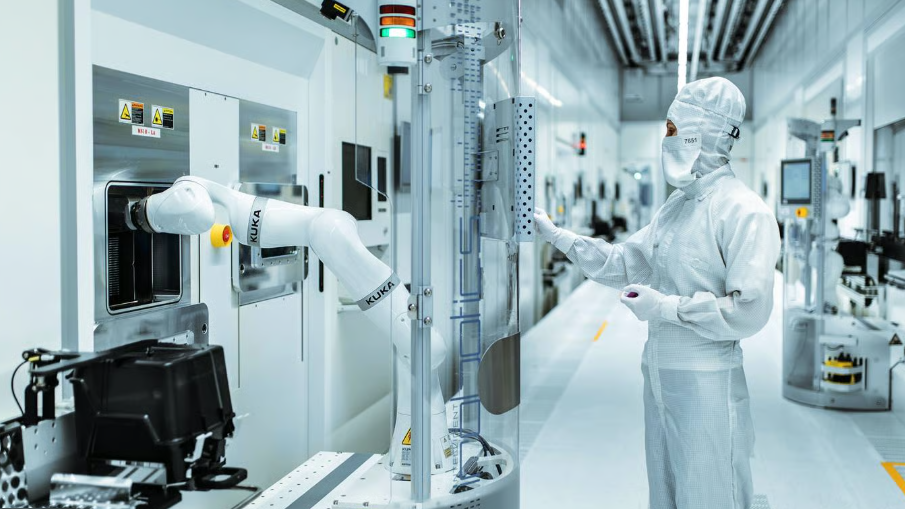 custom plastic molding