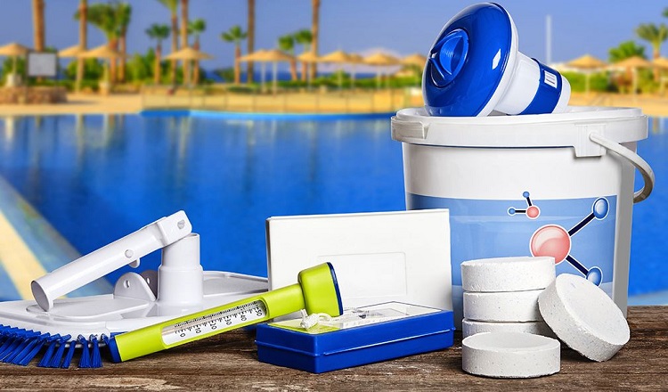 Swimming Pool Cleaning Equipments